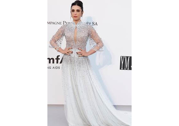 Nadine Labaki in Georges Hobeika